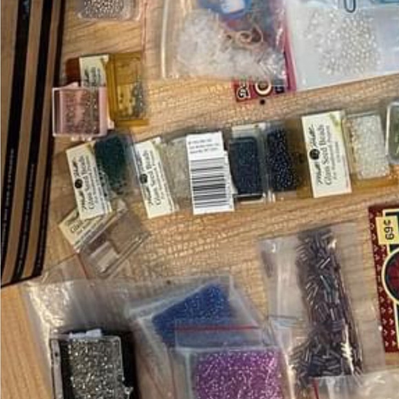 Assorted Craft Beads Collection - Picture 3 of 4